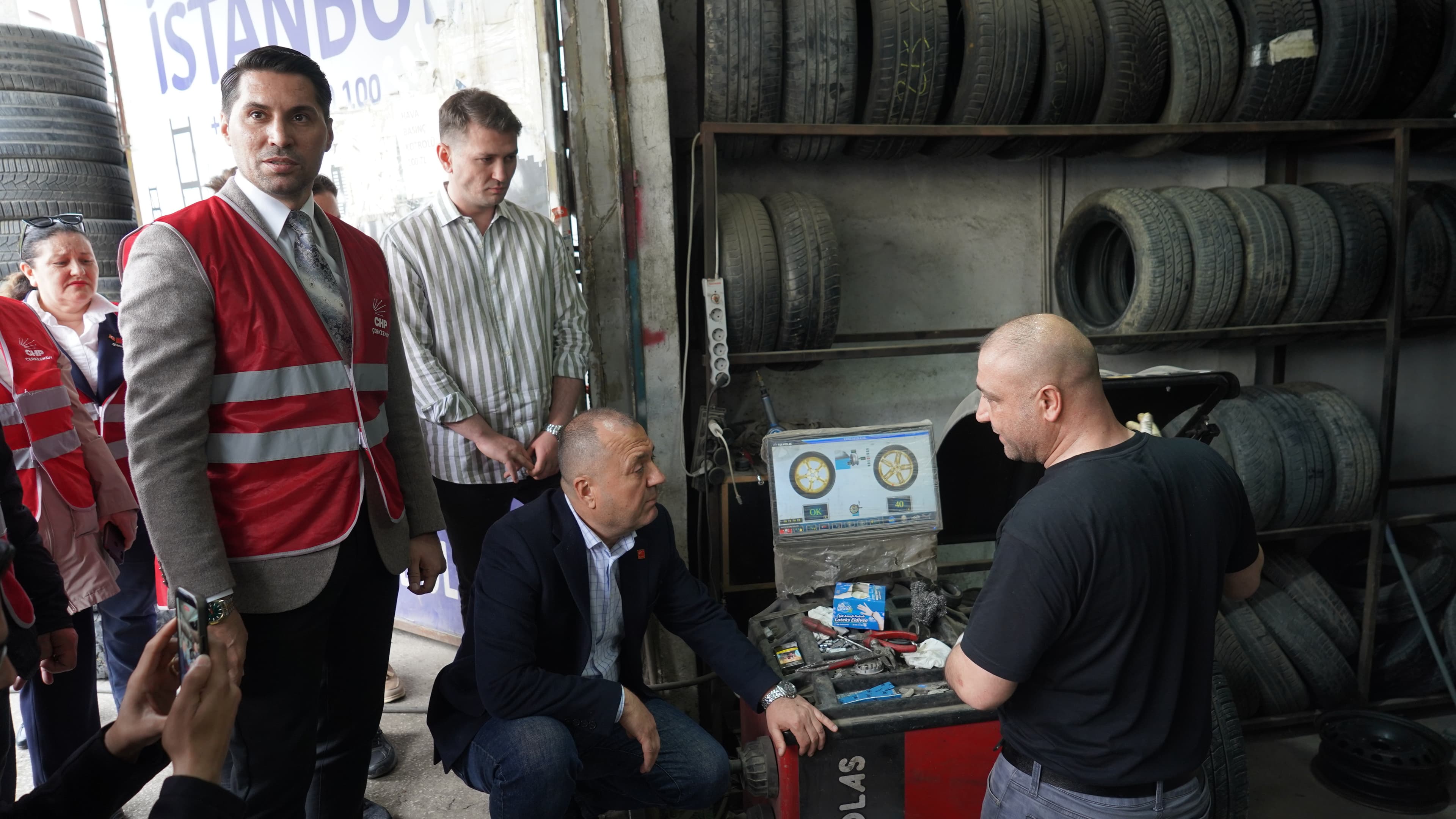CHP Tekirdağ Milletvekili İlhami Özcan AYGUN' DEN ÇERKEZKÖY SANAYİ SİTESİNE ZİYARET