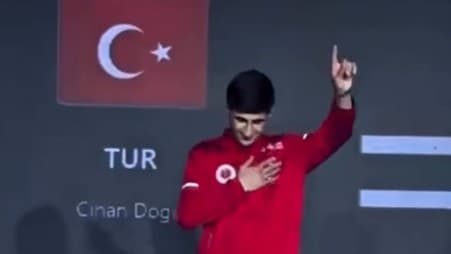 Çerkezköy’ lü Cihan Doğu’dan Dünya Arenasında Tarihi Zafer