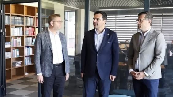 AK Parti’den Başkan Akay’a Ziyaret