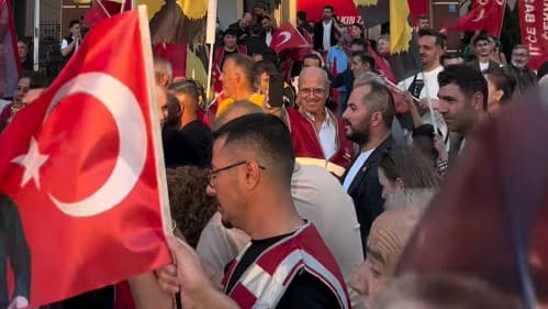 CHP YÜRÜYÜŞÜNDE GERGİN ANLAR