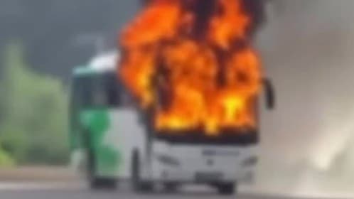 Amasya Otogarı’nda Yolcu Otobüsü Alev Alev Yandı